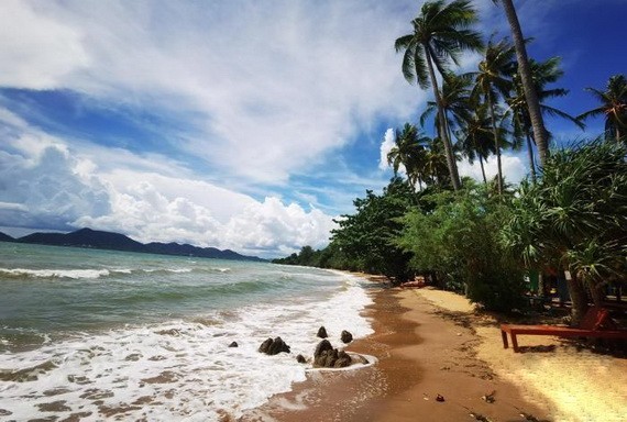 兔子島周圍海水淺，海床逐漸傾斜，適合休閒活動。（圖源：互聯網）