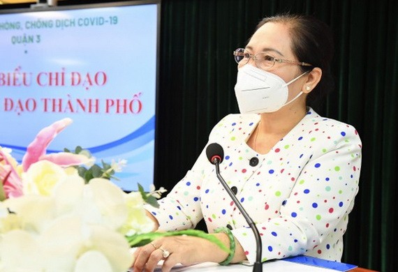 市人民議會主席阮氏麗在會議上發表指導意見。（圖源: 越勇）