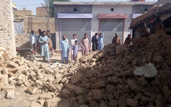 地震導致赫爾奈地區多所房屋倒塌。（圖源：互聯網）