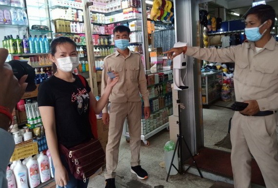 通告指出，市場管理委員會及餐飲業業主若未能嚴格落實上述指令，將面臨吊銷營業執照及勒令關閉的處罰。（圖源：互聯網）