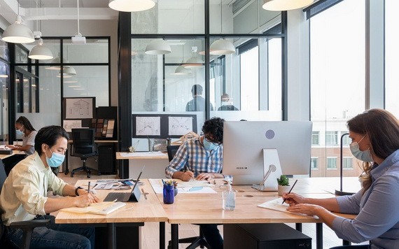 WeWork 為會員提供免費工作空間、會議室、舉辦事件地點。