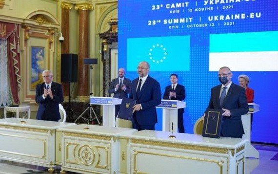 協議簽署現場。（圖源：烏通社）