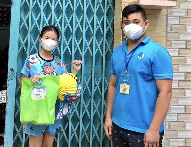 青春綻放閃爍光芒 ảnh 2