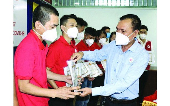 愛心氧氣瓶援助逾 2850 患者