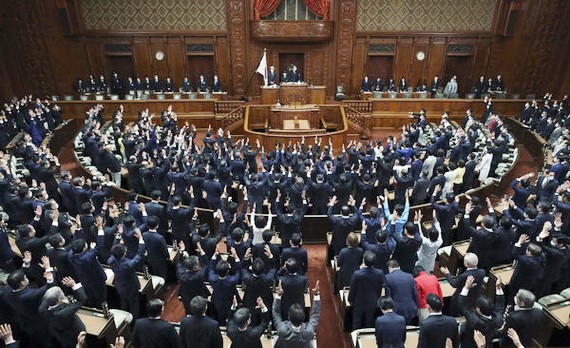 日本首相岸田文雄14日決定解散眾議院。（圖源：AP）