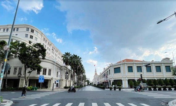 市中心區的電網已全部地下化。