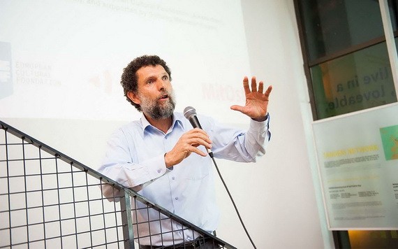 土耳其商人奧斯曼‧卡瓦拉被關押四年。（圖源：M.E.O） 