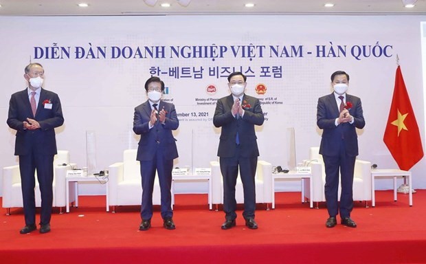 國會主席王廷惠籲韓企投資越南 ảnh 1 國會主席王廷惠籲韓企投資越南 ảnh 1