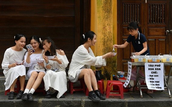 “品嚐”攝影作品。