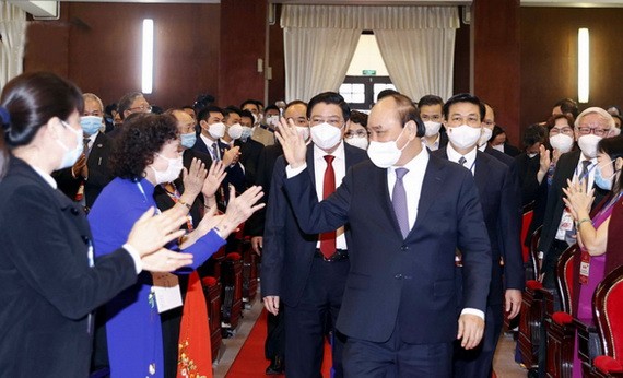 國家主席阮春福出席全國律師第三次代表大會。(圖:VOV)