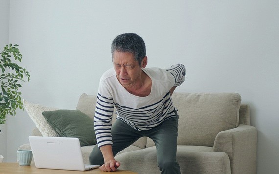 長期下肢痠麻是椎間盤突出壓迫