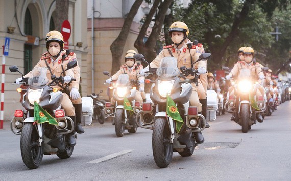 交警力量遊行響應交通安全年。（圖：TTO）