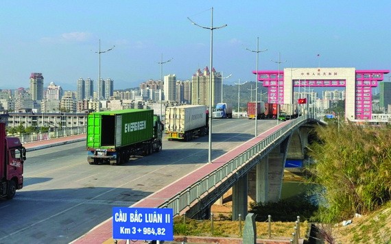 芒街口岸恢復通關緩解農產品出口難題。