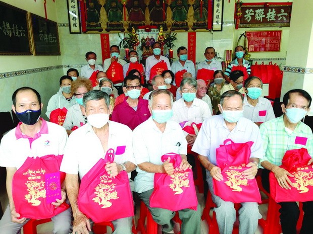 六桂堂宗祠舉行歲暮敬老 ảnh 1