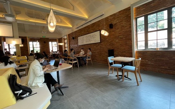 Paper & I咖啡廳充滿文創氣息。