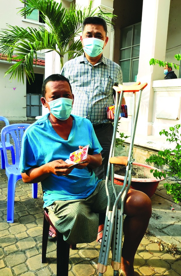 慈善組工作一年回顧  慶幸有您！ ảnh 4