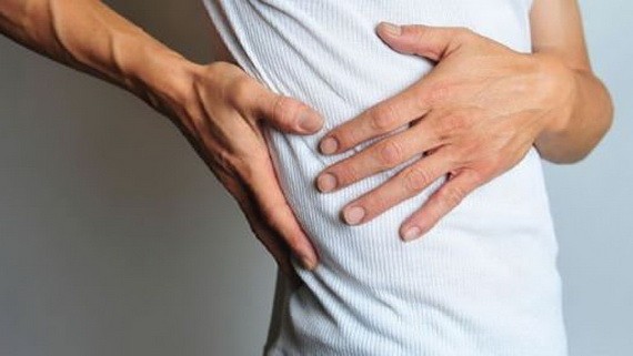 肋骨骨折或引發氣胸需注意！