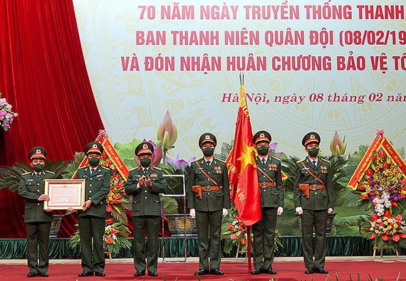 環境越艱辛軍隊青年越多貢獻和犧牲