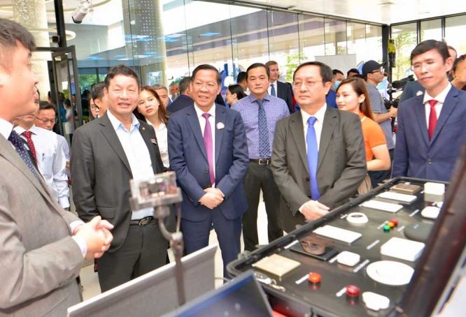 優先新能源與半導體領域招商引資