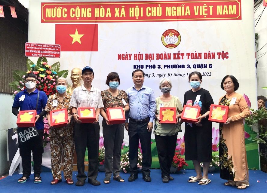 第六郡發揮民族大團結精神 ảnh 2