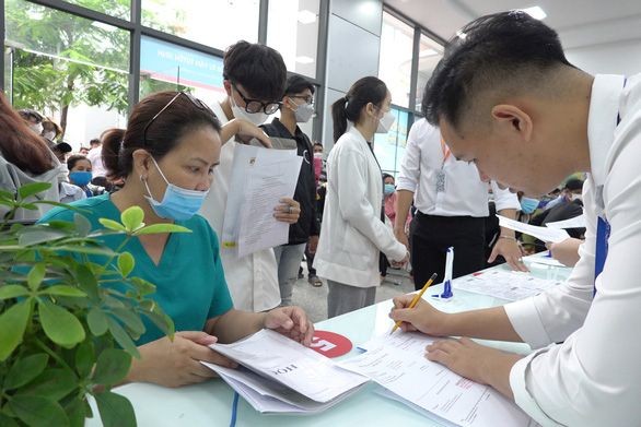 給孩子職業輔導：同行而非代辦