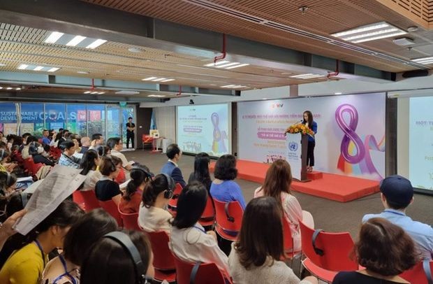 聯合國人口基金駐越南首席代表北原直美發表講話。（圖：越通社）