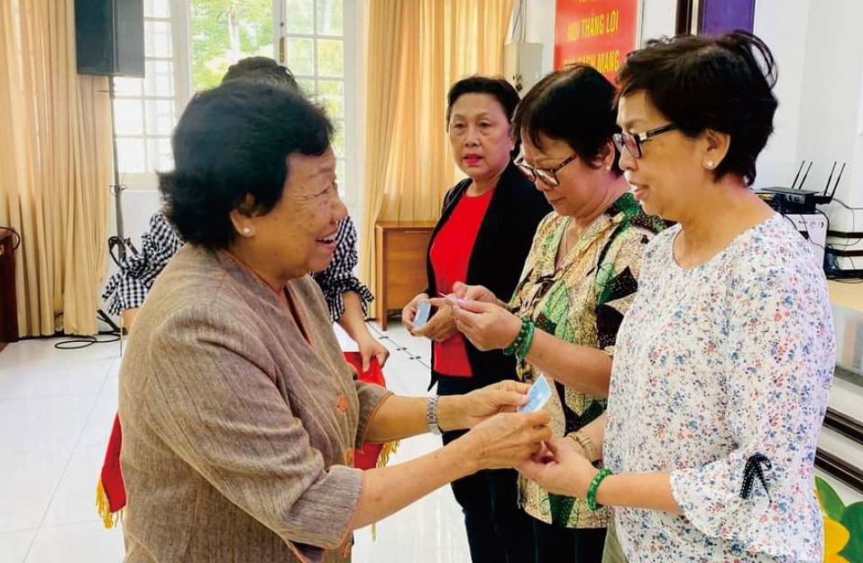 婦女幹部積極響應各項運動