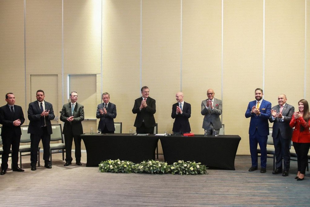 委內瑞拉政府與反對派在墨西哥城談判。（圖：路透社）