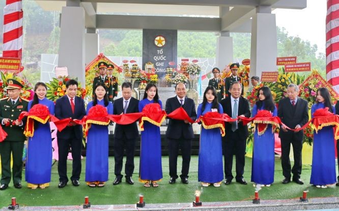 國家主席阮春福出席槽嶼-漓嶺紀念區剪綵儀式。(圖:越通社)