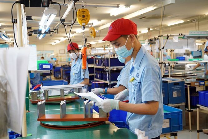我国拥有年轻的劳动力。