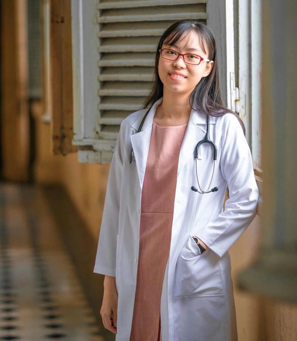 华人实习医生叶巧颖（潘洁瑶）。