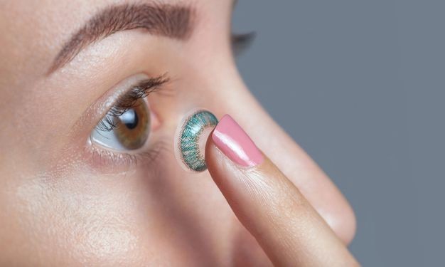 隐形眼镜易致角膜缺氧