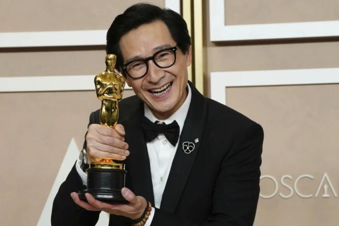 奥斯卡最佳男配关继威:坚持梦想