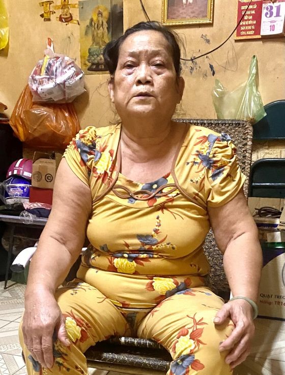 老妇腰椎病急需施手术