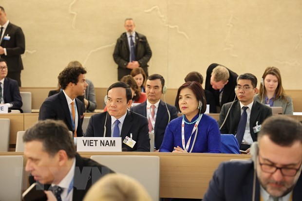 越南政府副总理陈留光出席会议。(图:越通社)