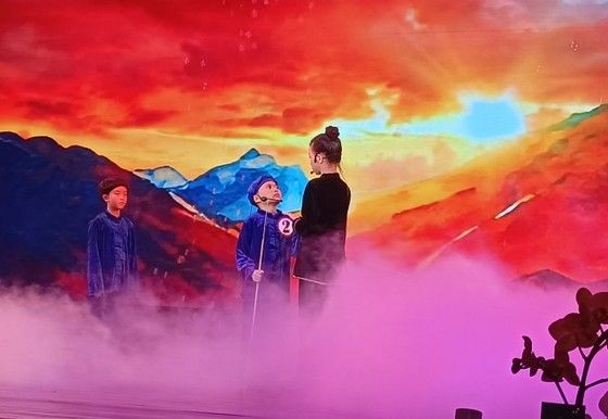小学生参加英语历史歌剧比赛