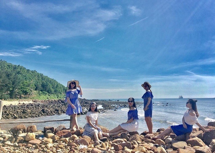 迷岛越来越吸引游客前来打卡。 迷岛越来越吸引游客前来打卡。