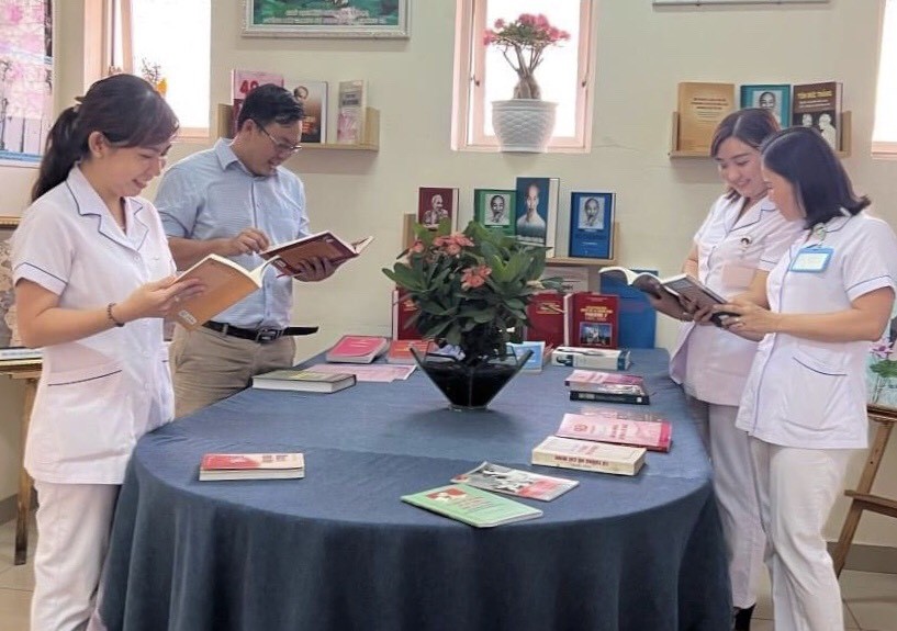 第八郡第七坊医疗站胡志明文化空间