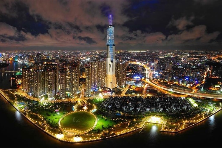 胡志明市夜景一隅。(图:互联网)