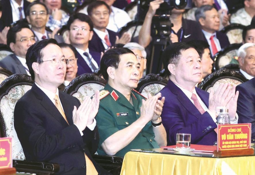胡伯伯访问南定省 60 周年纪念活动