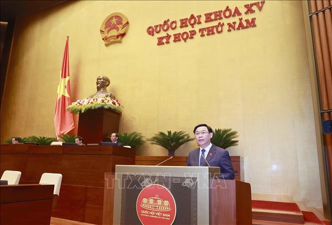 国会主席王廷惠致开幕词。(图:越通社)
