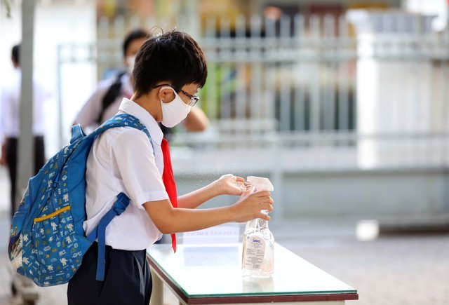 卫生部劝议民众持续遵守2K原则(口罩、消毒),以防控新冠肺炎疫情。