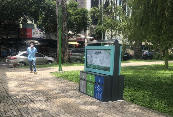 安装200个太阳能垃圾桶