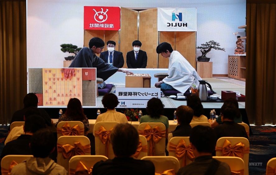 日本象棋“棋圣战”比赛首次在我国举行