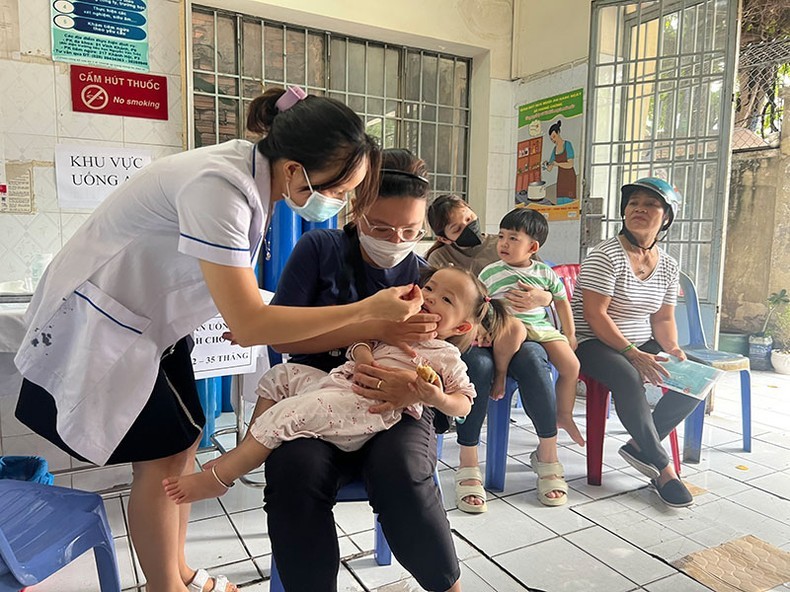 向儿童补充高含量维生素A