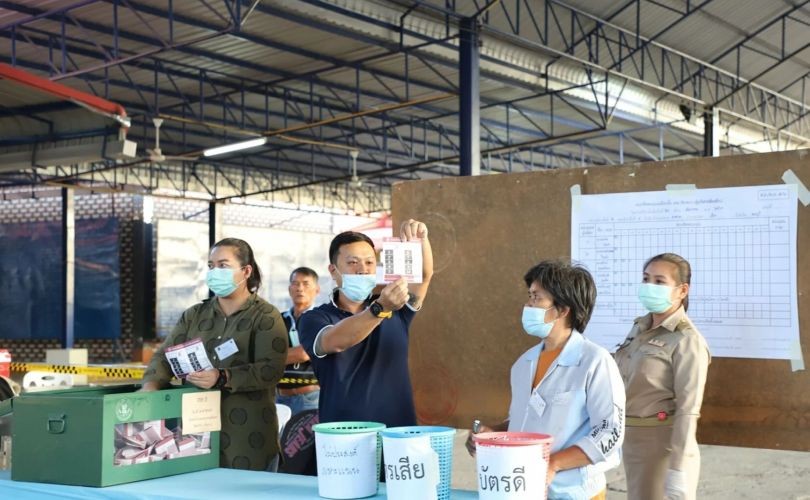 泰国选委会将重新计算47个投票站的票数，引来网民怒骂。（图：Thaiger）