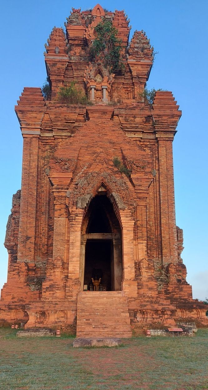 银塔(三角糯米粿塔)