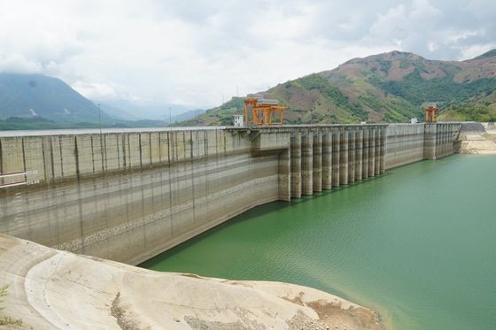 在山罗水电1厂当前的水位已低于本月初时为40.07米的正常水位。