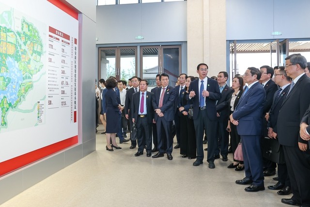 政府总理范明政造访河北省雄安新。(图:VGP) 政府总理范明政造访河北省雄安新。(图:VGP)