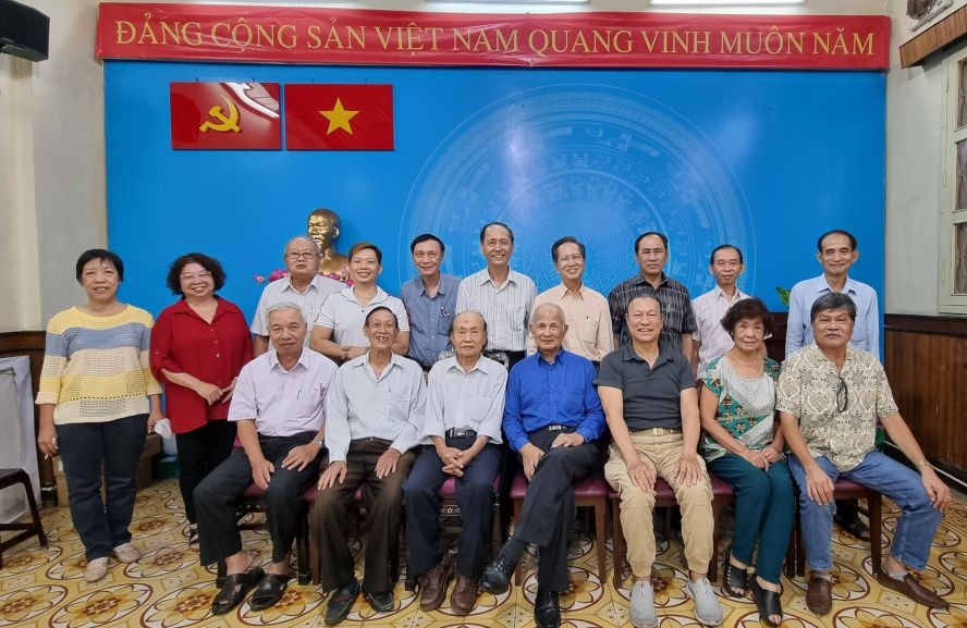 推展民族文学艺术创作